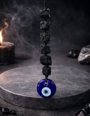 natural orgone / orgonite pyramid 40 mm (amethyst) natural orgone / orgonite pyramid 40 mm (amethyst)